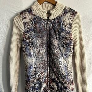 One World Live and Let Live Y2K style Woman Size Medium Full Zip Sweater Jacket